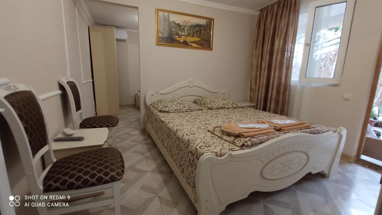 Samira Hotel Gagra Exterior foto
